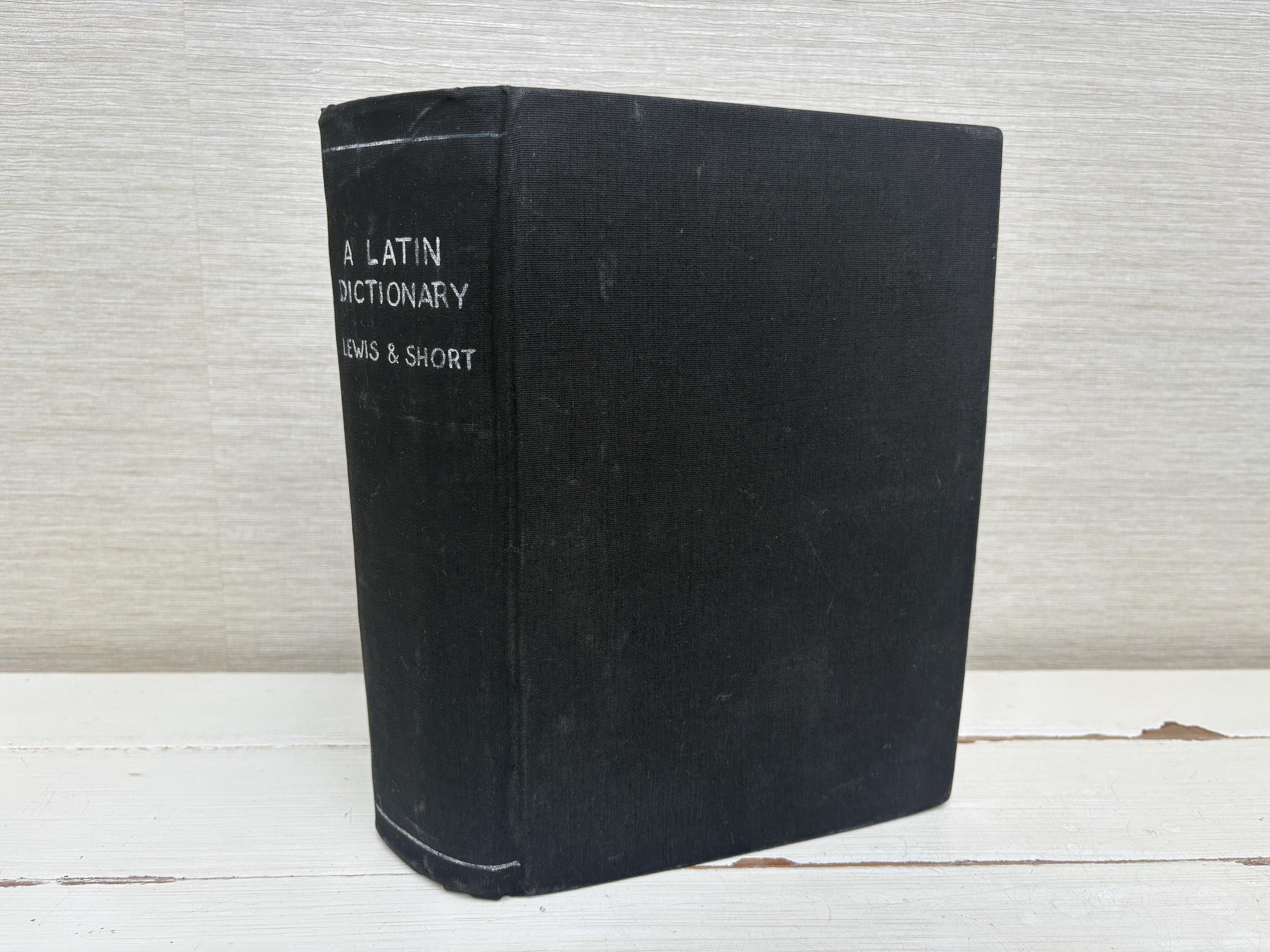 ラテン語大辞典 Lewis and Short A Latin Dictionary [Lewis and Short