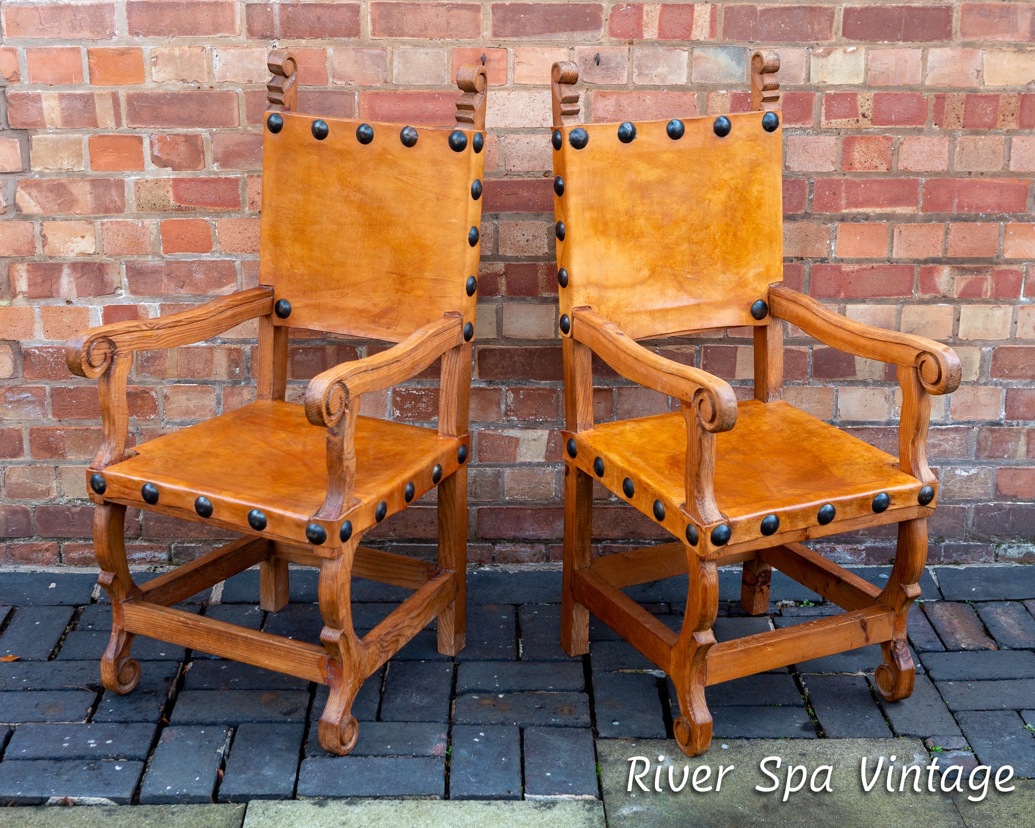 メキシカンレザー玉座椅子 スペイン植民地バロックスタイル