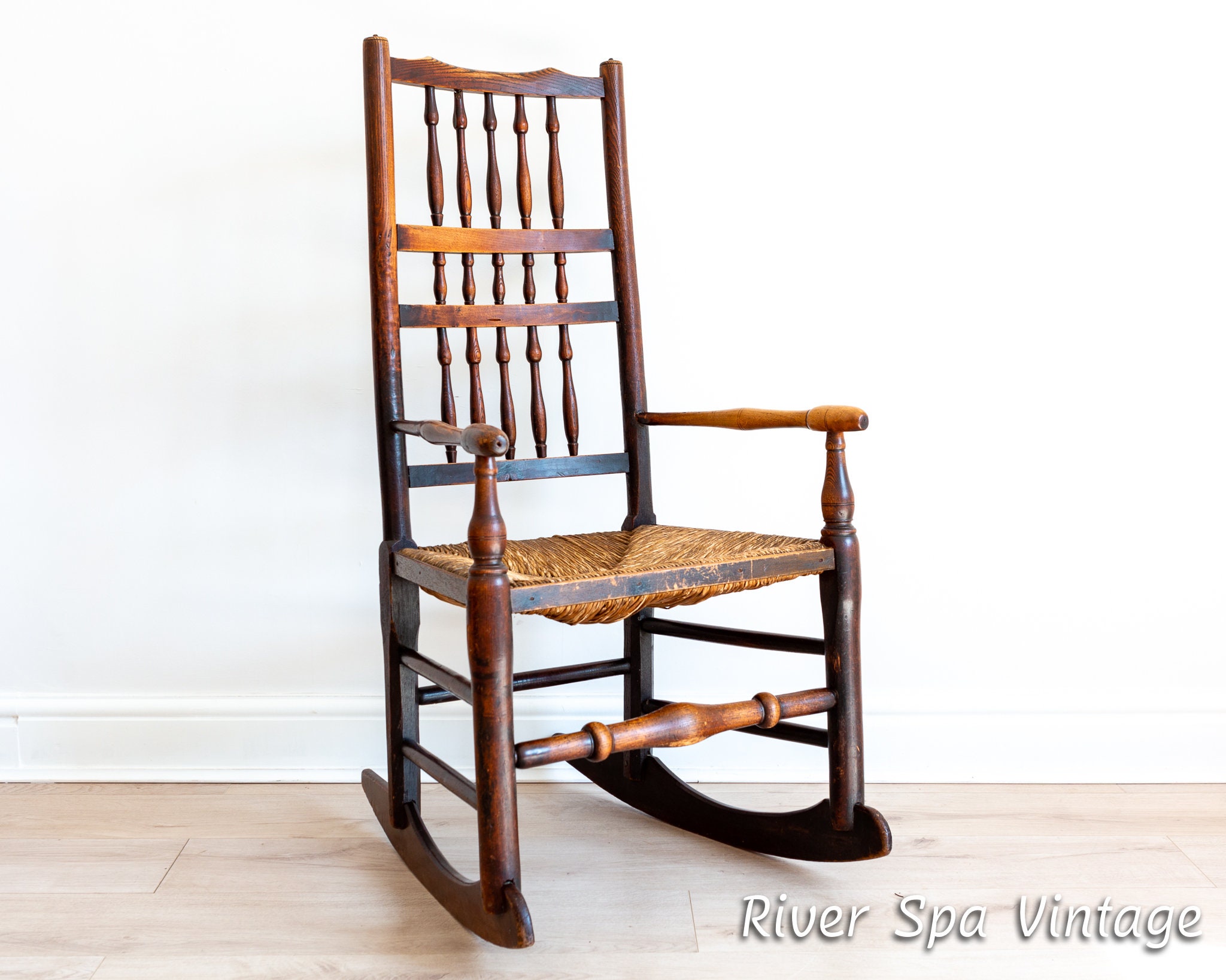 Vintage Slatted Teakwood Shelf From Rajasthan - Ca 1930 Vintage Slatted Teakwood Shelf From Rajasthan - Ca 1930