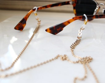 Golden leaf sunglasses chain. Gold mask chain. Glasses chain necklace. Boho subtle sunglasses chain.sophisticated glasses chain