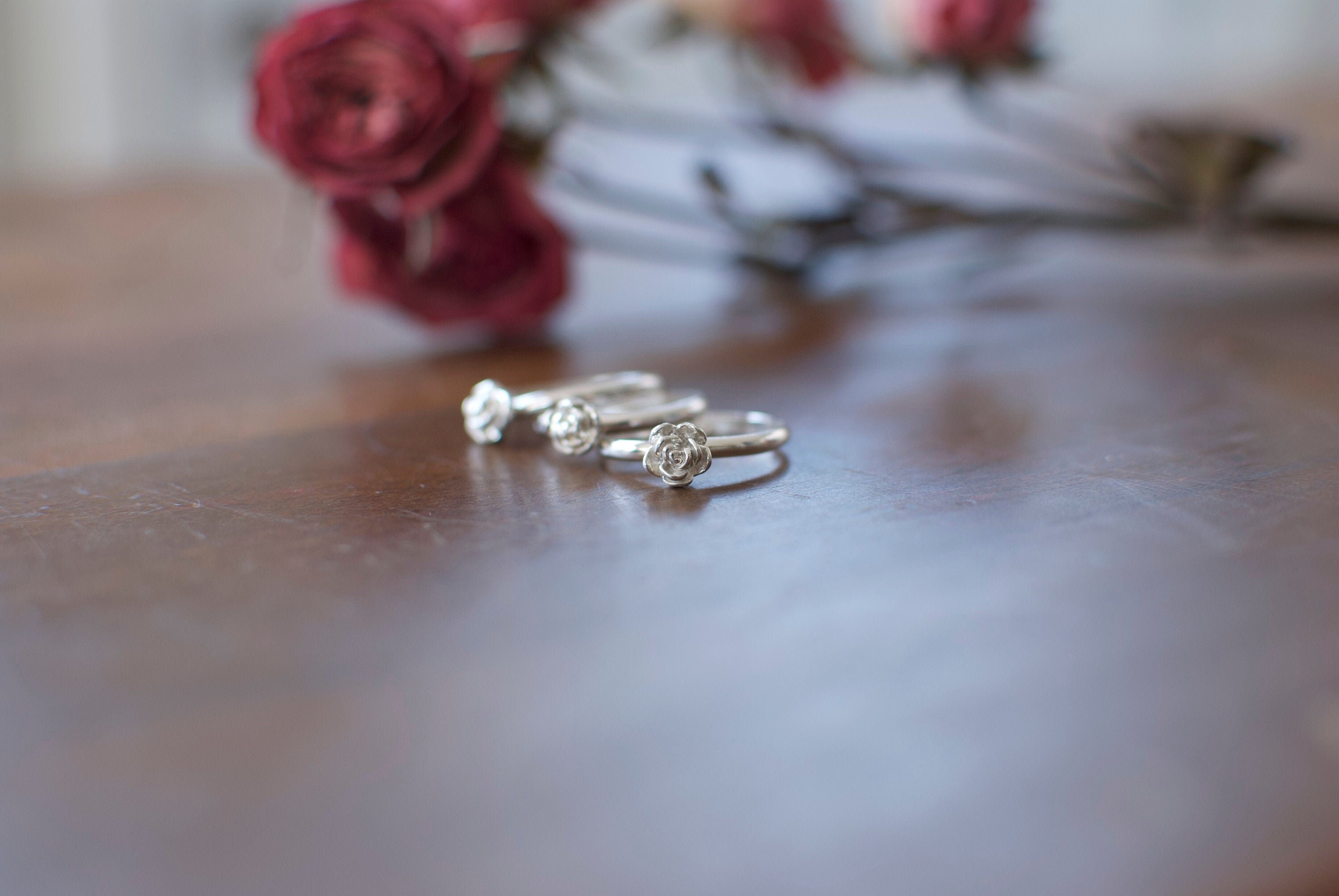 dainty-sterling-silver-rose-stapelring-etsy-nederland