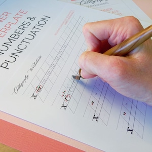 Feuilles de travail de calligraphie sur les chiffres et la ponctuation - Feuilles de pratique de la calligraphie - Feuilles de travail sur la calligraphie traditionnelle - Feuilles de travail sur le stylo pointu