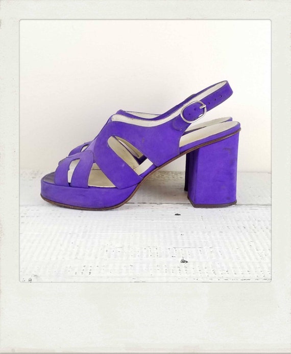 Vintage 70s Italian Purple Suede Platform Sandles