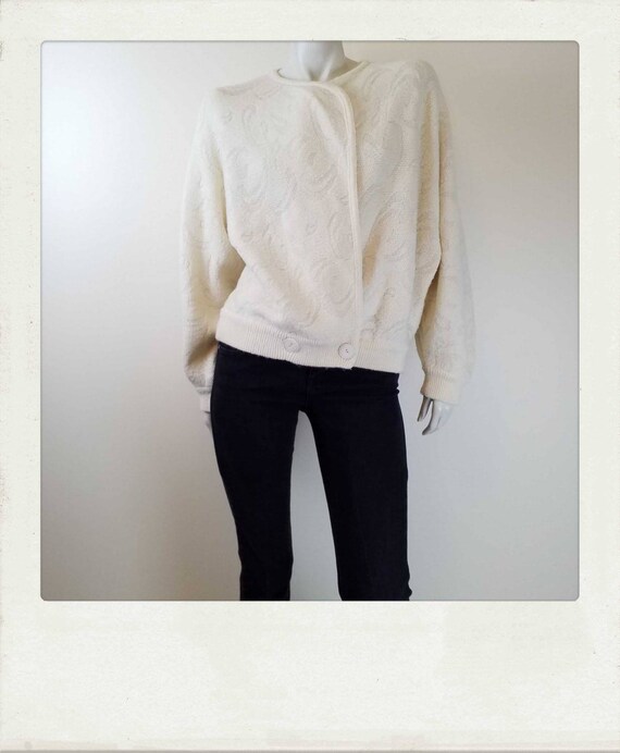 Vintage 80s Italian Cream Batwing Paisley Cardigan