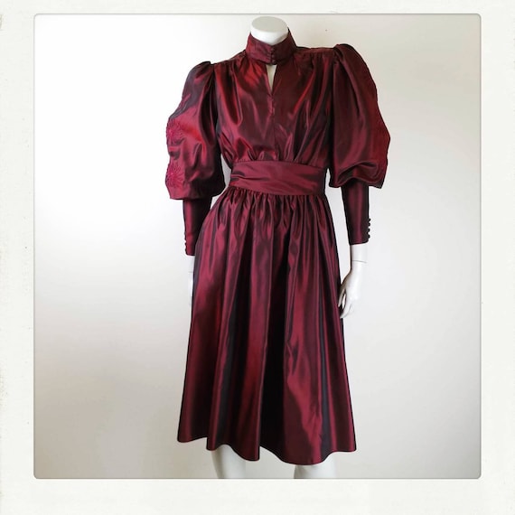 Vintage 80s /Black Cherry/ Poly Taffeta/ High Neck
