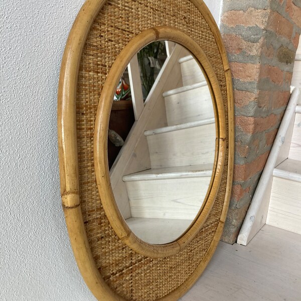 Miroir vintage en bambou ovale des années 1970, style bohème