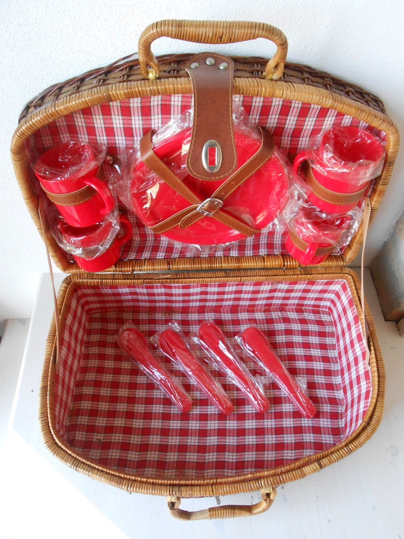 Vintage Picnic Basket Set Wicker Case Etsy