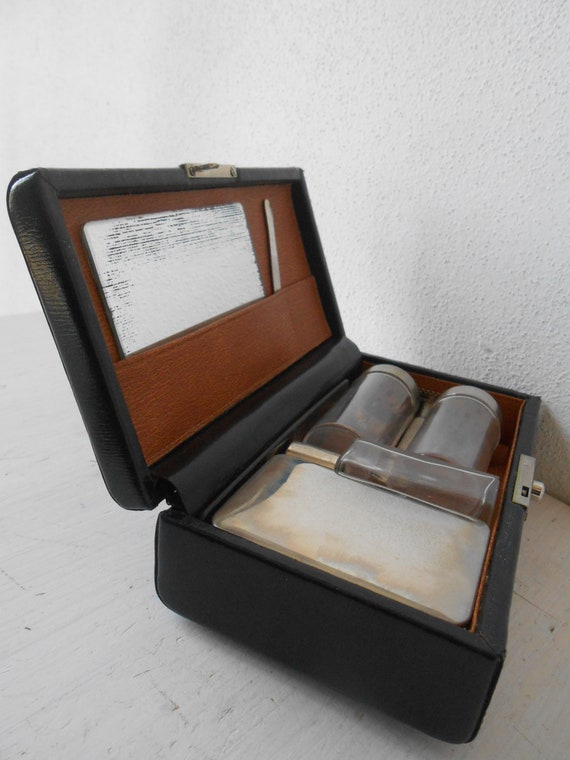 Trousse De Toilette Vintage Complète 7 Pièces - Années 1950 - Ensemble Rasage - Occasion