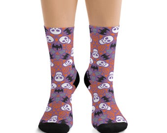 Spooky Skull & Bat Print Socks: Eco-Friendly Halloween Footwear