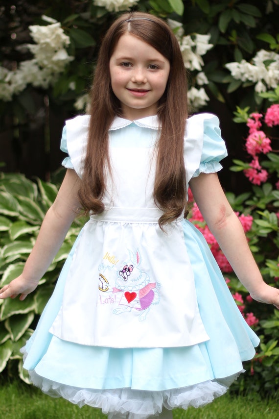 Disney Vintage 1986 Disney Parks Alice in Wonderla