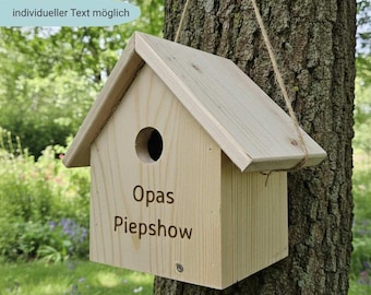 Vogelhaus aus Holz mit Gravur – personalisierter Nistkasten mit Wunschtext, Geschenk für Opa, Ruhestand oder Einzug