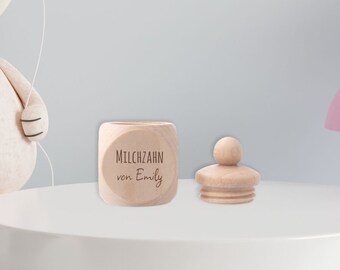Milchzahndose aus Holz personalisiert mit Namen