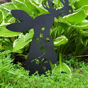 Rabbit Garden Stake, Garden Decor , Bunny With Butterfly Garden Stake ...