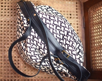 Spacious bag in leather and cotton, tote with pocket, boho shoulder bag.