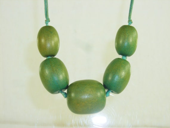 Vintage Choker Green Wooden Beads Mark Spenser 19… - image 3