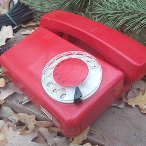 Vintage Rotary Phone, Red Telephone, Retro Desk Phone 1980s