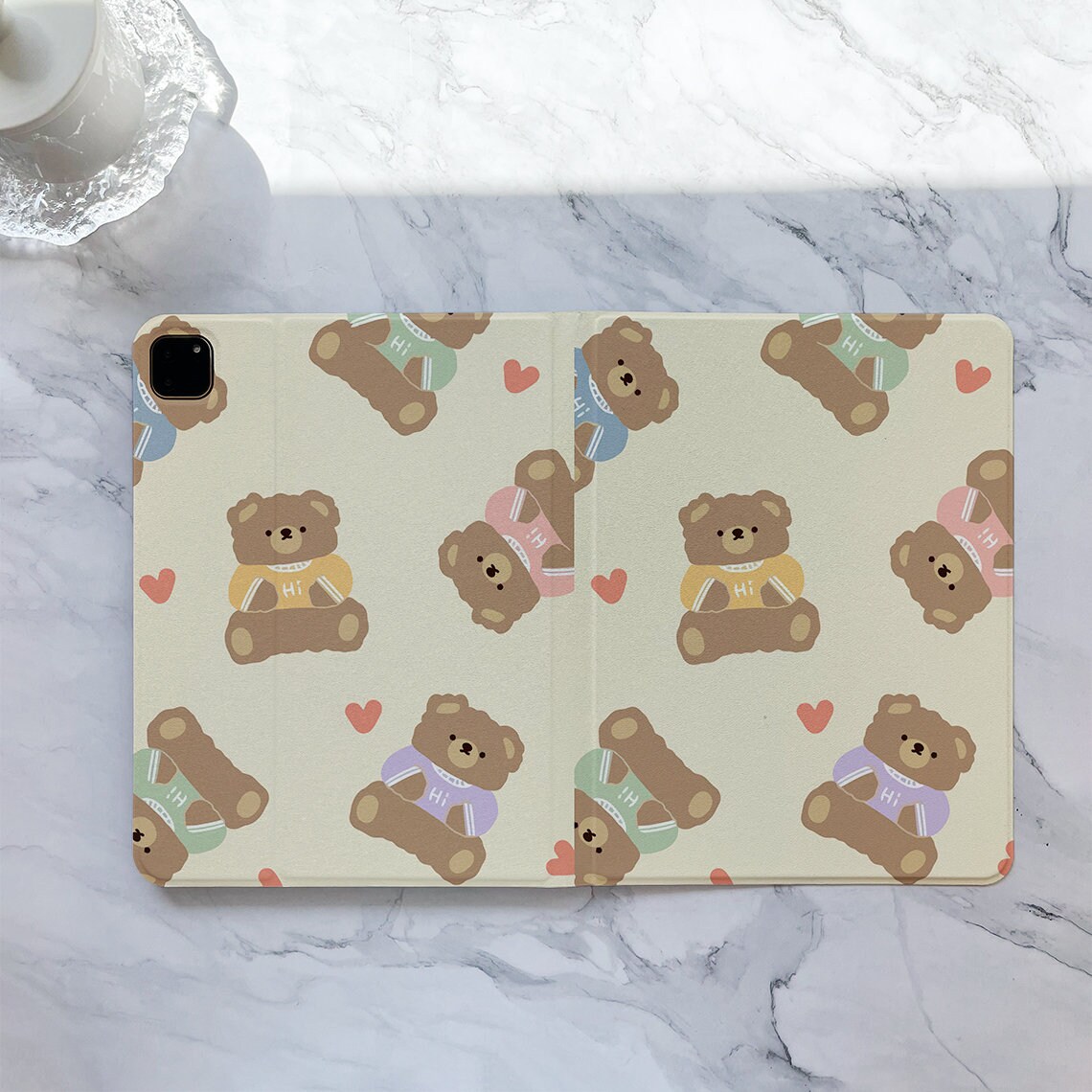 かわいい茶色のクマのiPadケース、新しいiPad Air 4 5 6 iPad 10 10.9