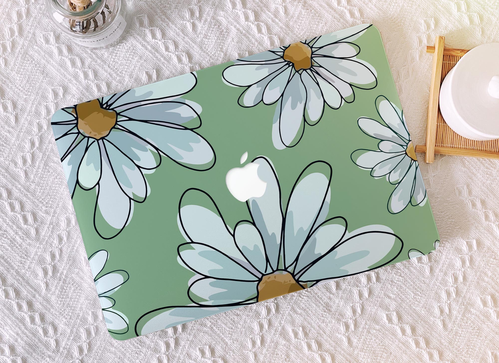 Green Daisy Flower Macbook Case Macbook Pro 13 2020 Macbook Etsy