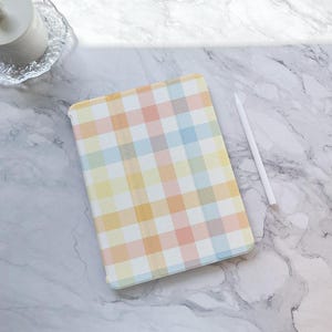 Basic Plaid iPad Case, iPad Air 2025 iPad 10 10.9&quot; 2022 iPad Pro 12.9&#39;&#39; 2021 iPad Pro Case iPad mini 6, iPad 9/8,10.2&quot;, Preppy iPad Cover