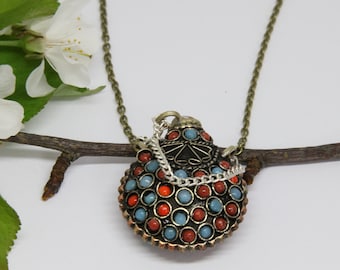 Boho Ethnic Snuff Bottle Pendant Necklace, Nepalese Hanmade Jewellery, Ethnic Buddhist Pendant, Red Coral Mosaic Inlay,