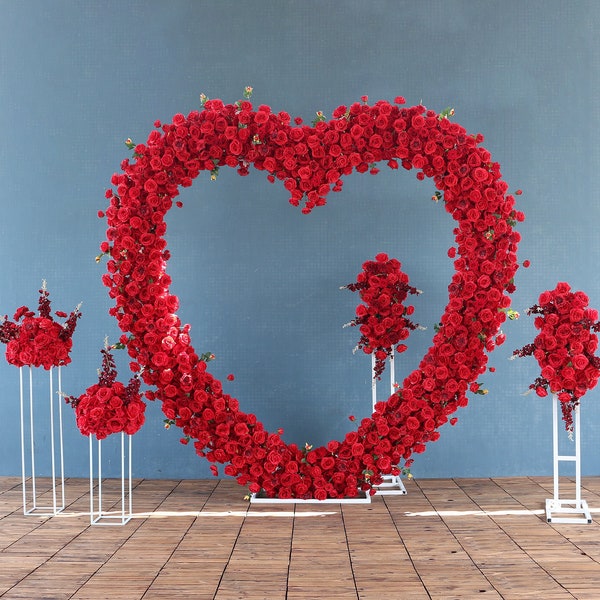 Red Heart Shape Flower Row Flower Stand Set Arreglo floral Fondo de boda Arch Party Stage Props Decoración del hogar