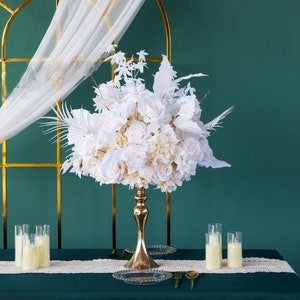 Centrotavola per matrimoni, composizione floreale di lusso con rosa bianca, champagne chiaro, per decorazioni per feste, eventi, fondali, palline di fiori