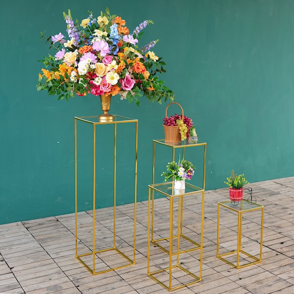 Vergulde geometrische bloemenstandaard: bruiloftsstuk, feestdecor