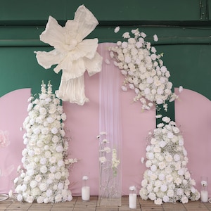 White Rose Flower Runner: Greenery Wedding Table Centerpiece