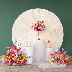 Sfondo per matrimonio con peonie, rose, ortensie, papaveri, decorazioni per arco a forma di corno, fiori, accessori per eventi floreali, espositore per fiori, vetrina