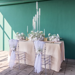 White Rose & Baby&#39;s Breath Flower Garland: Wedding Table Decor
