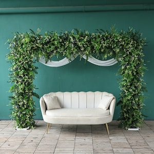 Luxury White Rose Flower Runner: Wedding Event Centerpiece