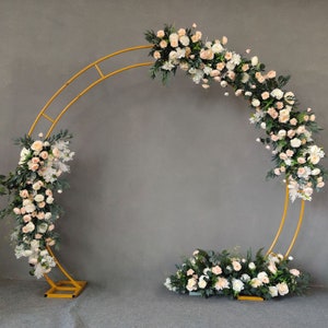 Round Wedding Arch: Gold Metal Backdrop Stand
