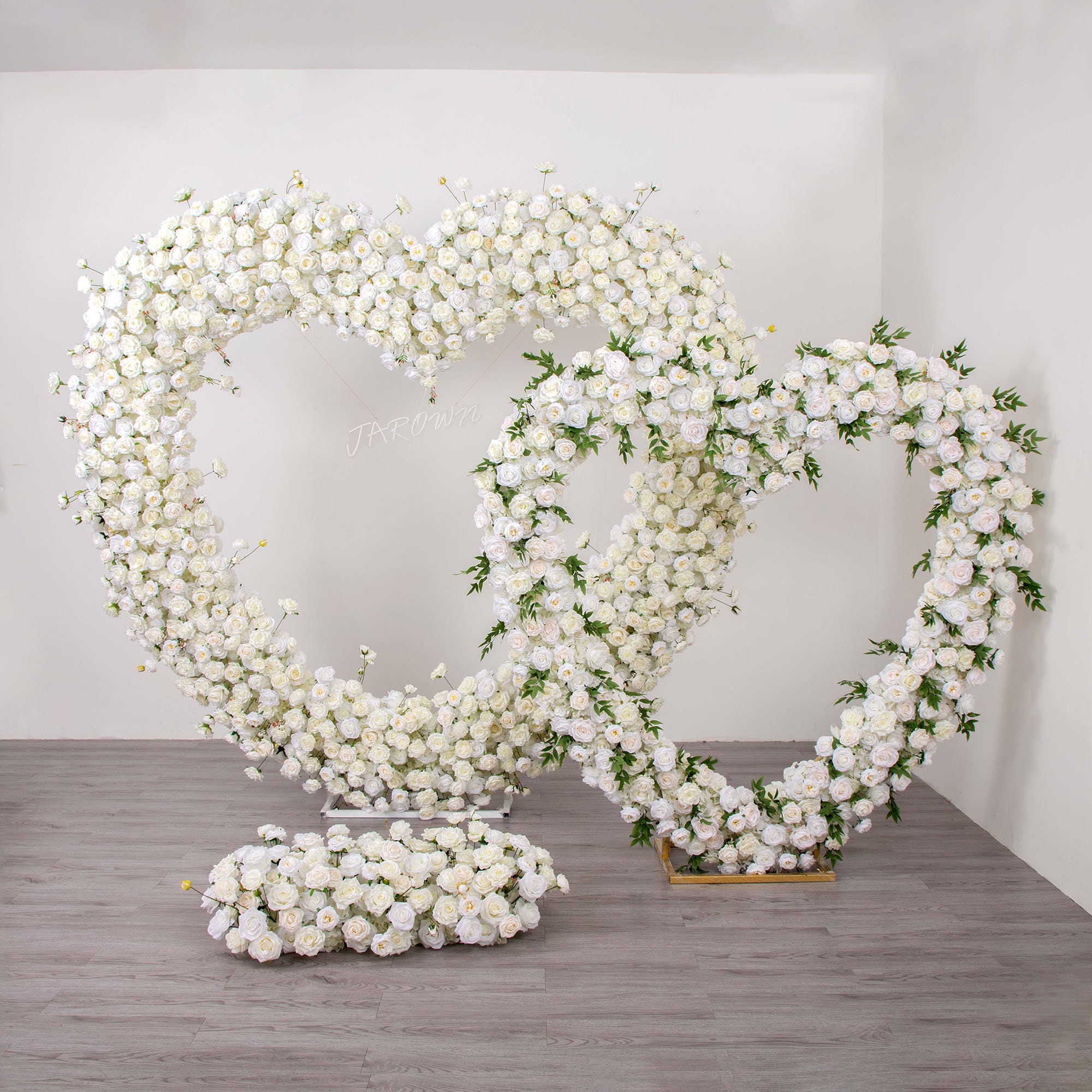 Luxury Heart Shape White Rose Floral Arrangement for Wedding Party Decor Event Stage Props Christmas Decoration Customized