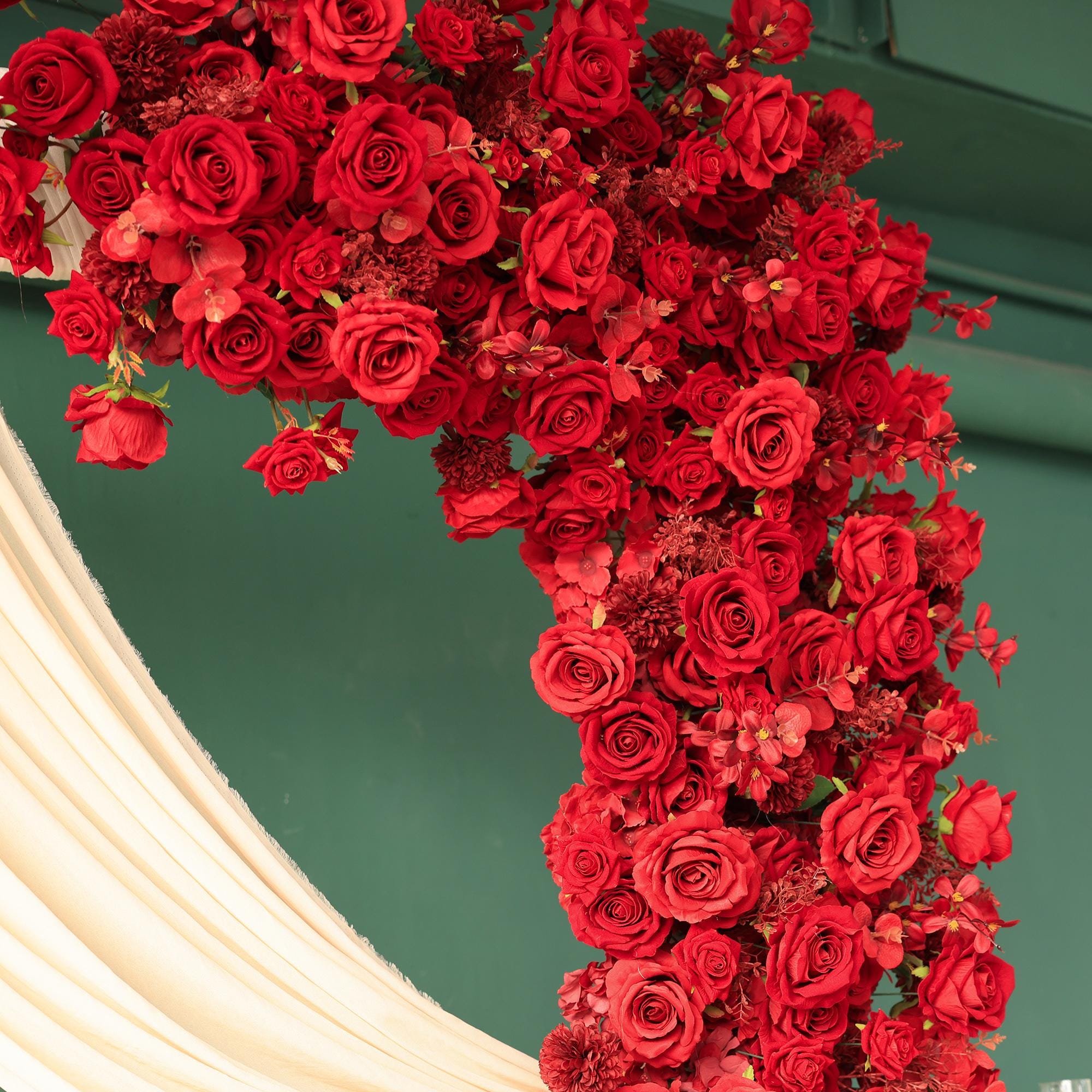 Luxe bloemstuk met rode roos: decoratie bruiloft - Etsy België, image size:2000x2000