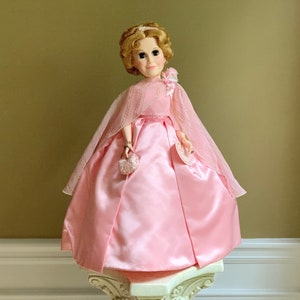 Madame Alexander Doll, Madame Alexander Herself Self Portrait #2290, Alexander Doll Company, Collectible Vintage Dolls - RARE