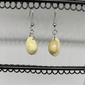 Shell earrings