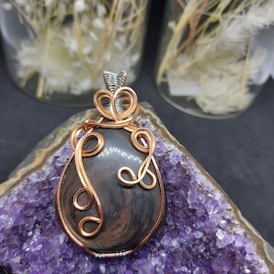 Golden obsidian necklace