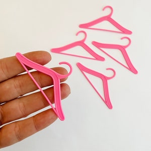 5pc Pink Mini Doll Hangers Set