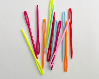 10pc Sewing Needles Plastic