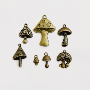 7-14pc Mix Mushroom Charms Kit Bronze