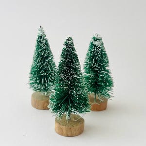 2” Tiny Bottle Brush Christmas Trees (Green)