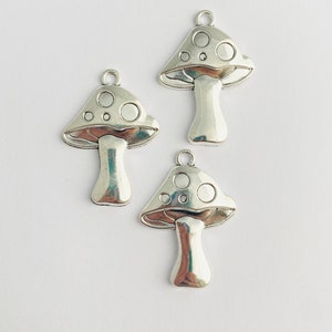 3pc LG Mushroom Pendant Charms Alloy (Silver) Color