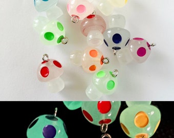 5pc Glow Mix Mushroom Toadstool Resin Charms (Mixed Colors)