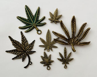 7pc Mix Set Weed/Pot Leaf Charms Pendants (Bronze) Color