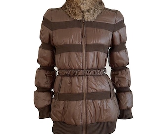 Gesteppte Steppjacke mit Pelzkragen S / M