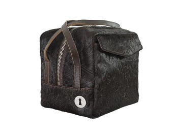 WARUNI by HIROKO HAYASHI kubische Pelzhandtasche