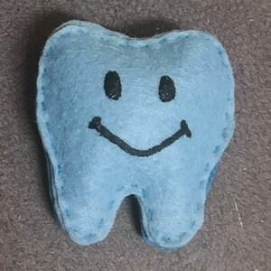 Classic Tooth Pillow