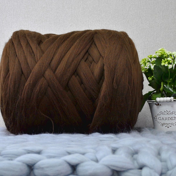 Chocolate brown arm knit wool yarn DIY wool blanket luxury 22 microns Super chunky merino yarn for extreme knitting DIY Gift for knitters