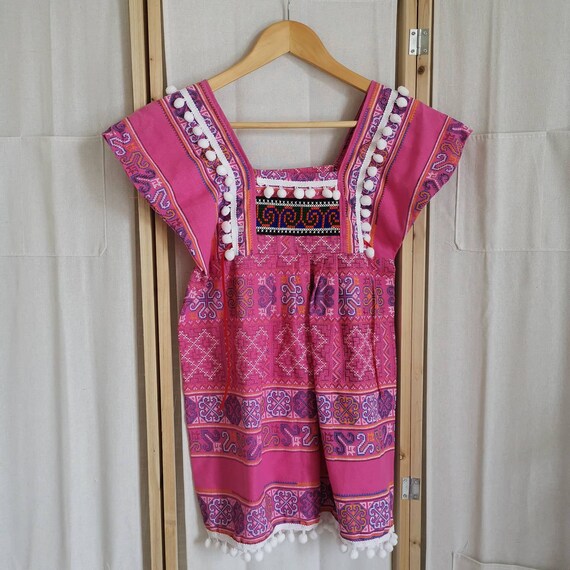 Vintage pink folklore blouse