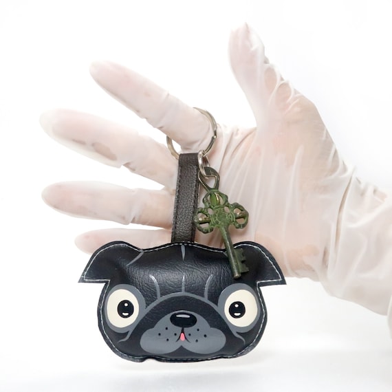 Black Pug keychain,Pug bag charm,handmade keychain for animals lovers,sweet animals,cute cat and dog keychain.